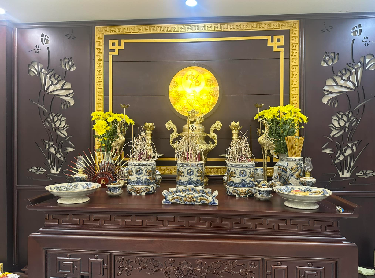 Án gian chân 12 gỗ hương đá mẫu triện dơi